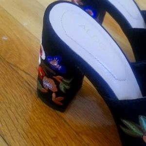 Aldo slippers